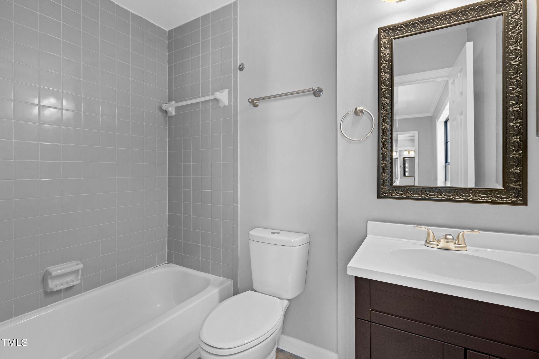 7706 Falcon Rest Circle Raleigh, NC 27615 - Photo 24 of 27 7706_Falcon_Rest_Cir_Raleigh_NC_27615_US