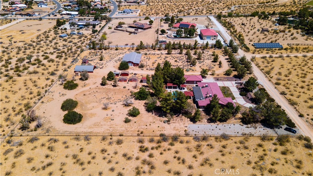 16728 Shirwaun Road Apple Valley, CA 92307 - Photo 14 of 72