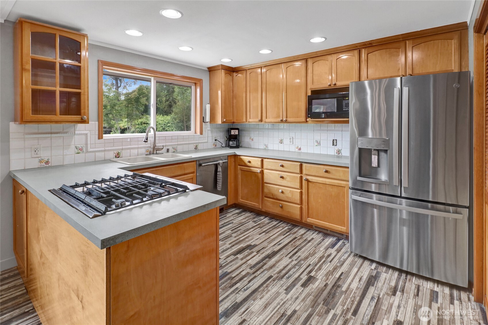 18686 Jolly Road Burlington, WA 98233 - Photo 14 of 40 Gallery Image 14
