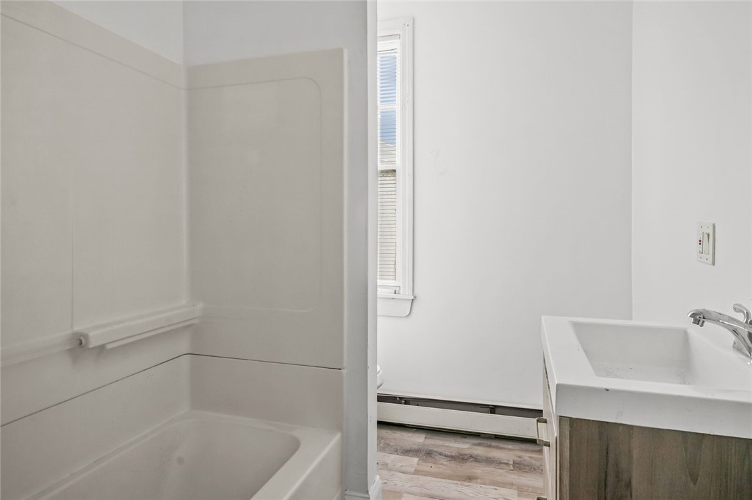 123 Radcliffe Avenue, Unit 3 Providence, RI 02908 - Photo 8 of 27