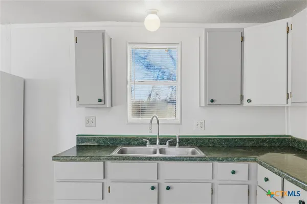 $1,150 | 212 Salinas Road, San Marcos, TX 78666