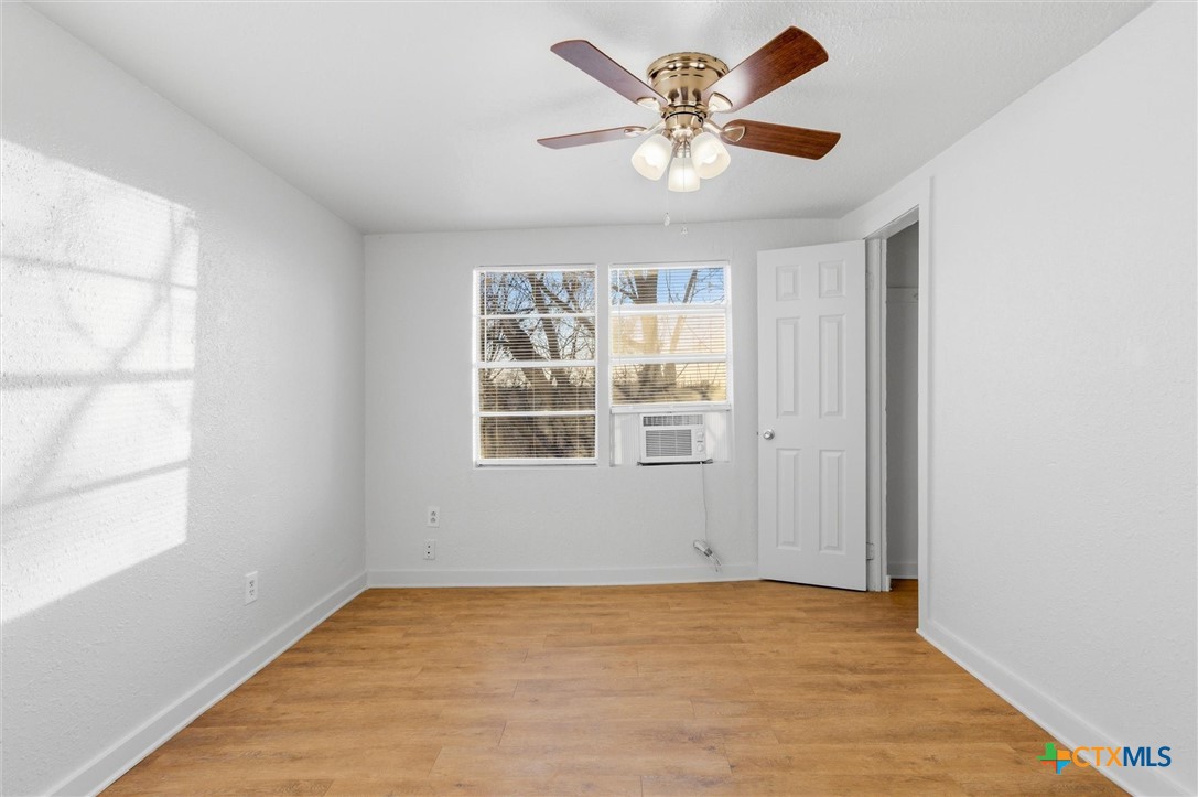 212 Salinas Road San Marcos, TX 78666 - Photo 9 of 12