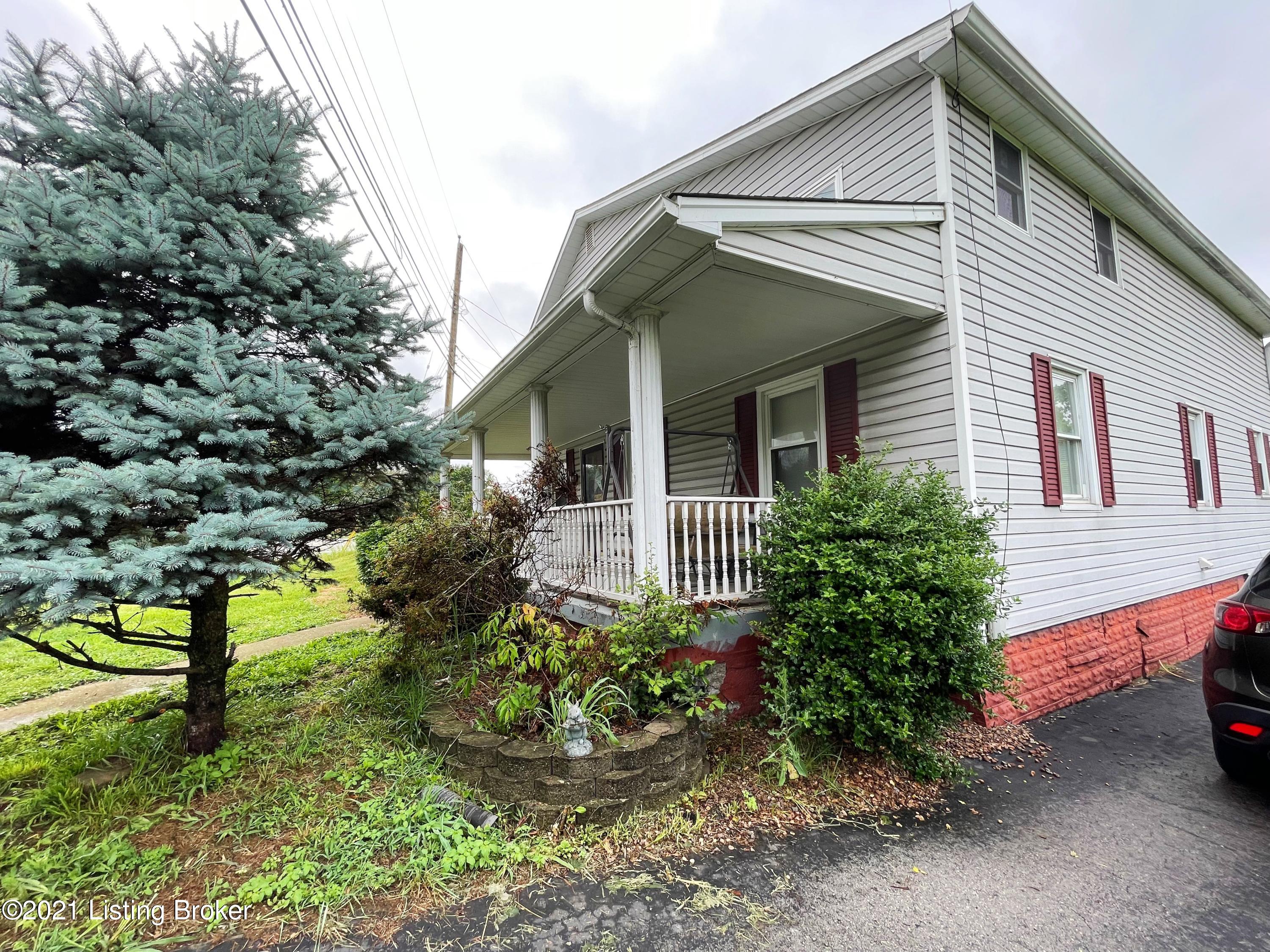 5138 Springfield Road Bardstown, KY 40004 - Photo 2 of 12 IMG-2995