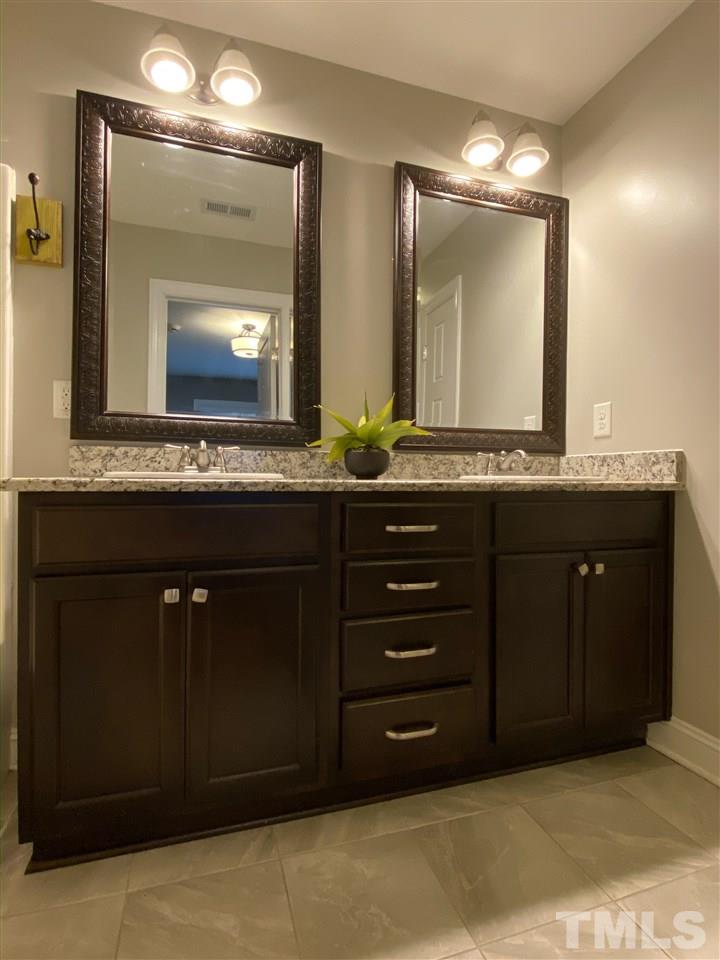 2828 Bogle Branch Court Raleigh, NC 27606 - Photo 21 of 29 Gallery Image 21