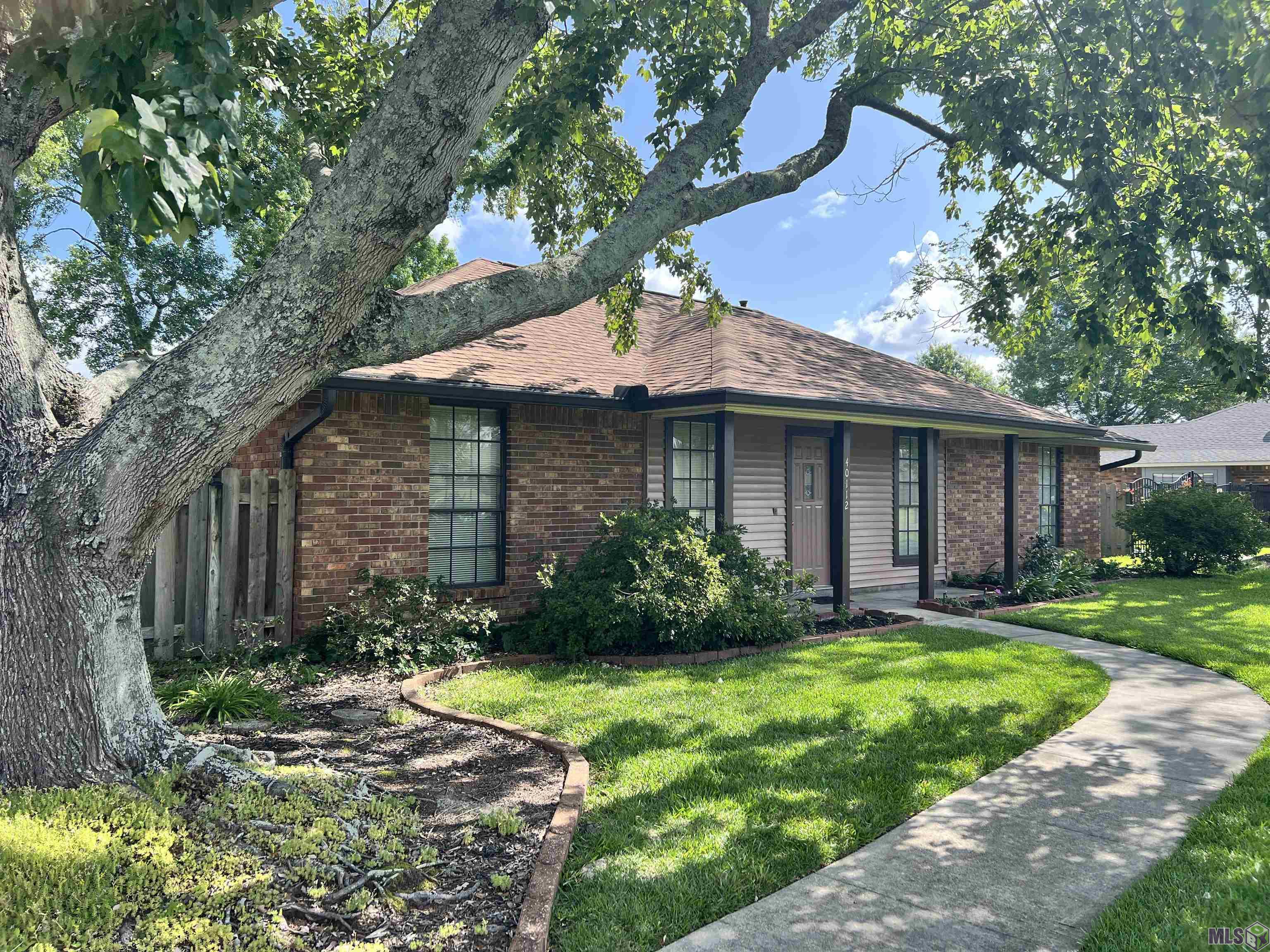 40112 Ronda Avenue Prairieville, LA 70769 - Photo 1 of 44 Gallery Image 1