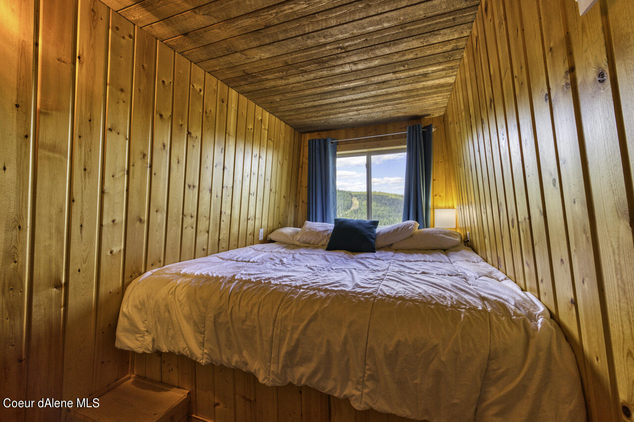 384 Parallel Run Sandpoint, ID 83864 - Photo 21 of 21 Bedroom 4 loft