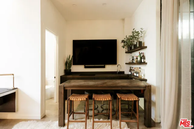 $7,950,000 | 657 Milwood Avenue, Venice, CA 90291