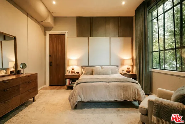 $7,950,000 | 657 Milwood Avenue, Venice, CA 90291