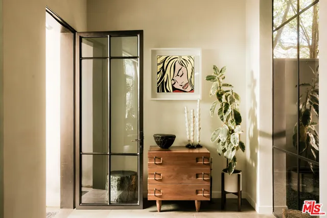 $7,950,000 | 657 Milwood Avenue, Venice, CA 90291