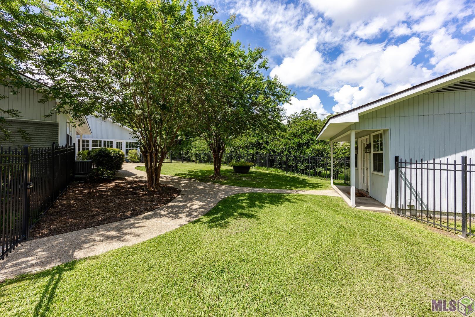 8675 West Fairway Drive Baton Rouge, LA 70809 - Photo 35 of 45