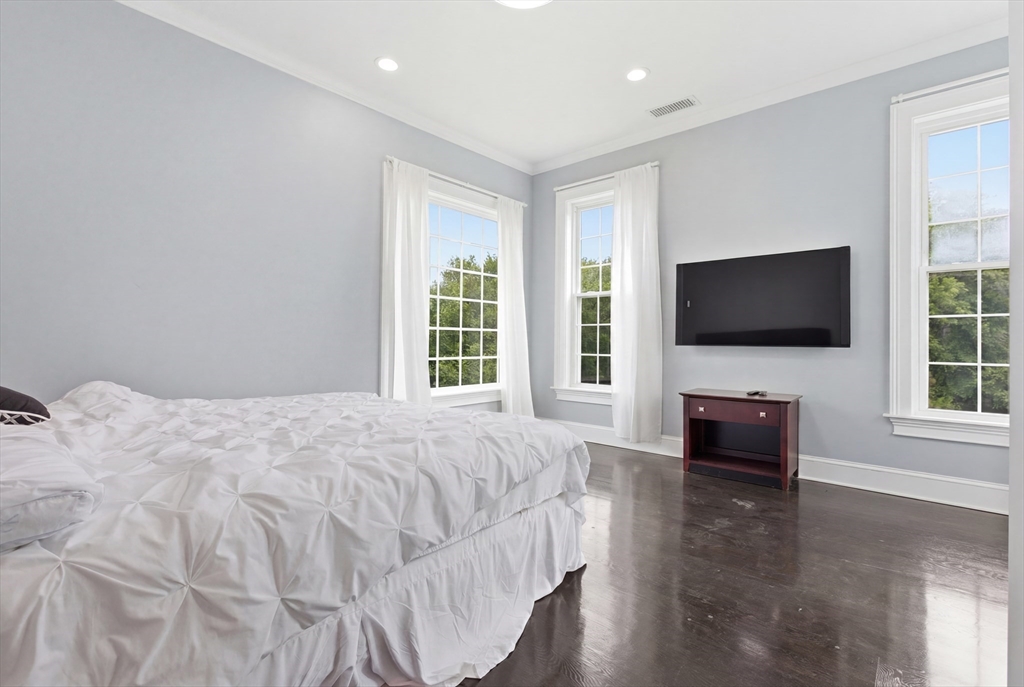 52 Ridgewood Road Milton, MA 02186 - Photo 21 of 39
