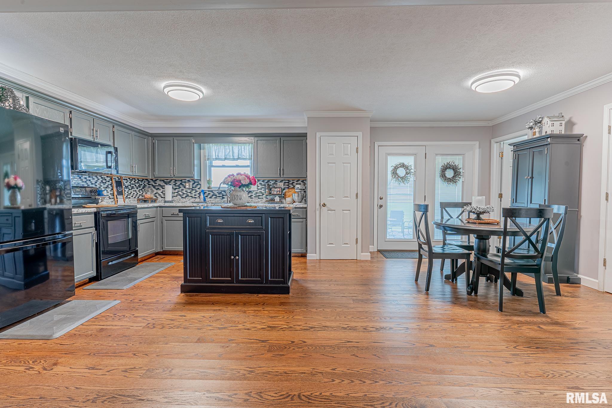 2226 Mills Cart Road Salem, IL 62881 - Photo 16 of 37