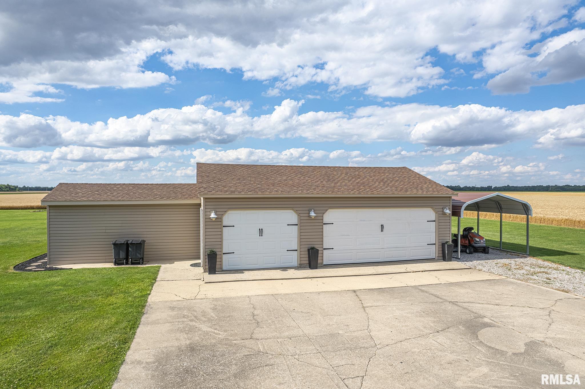 2226 Mills Cart Road Salem, IL 62881 - Photo 31 of 37