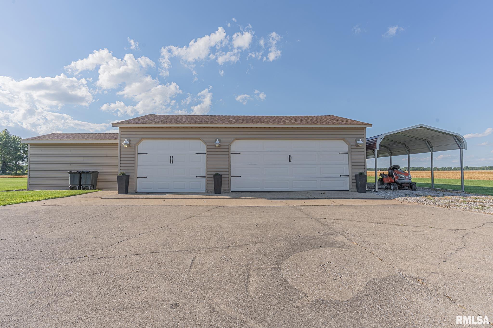 2226 Mills Cart Road Salem, IL 62881 - Photo 33 of 37