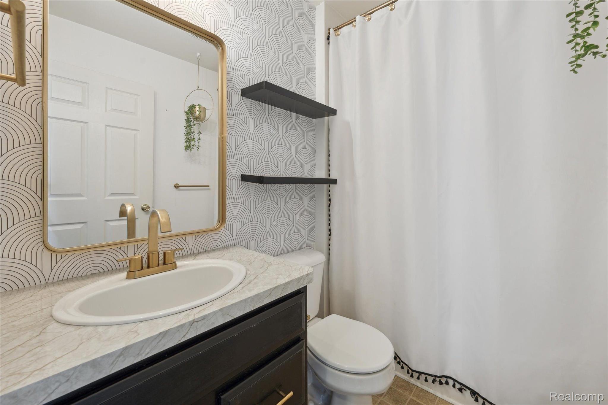 964 Callaway Court Howell, MI 48843 - Photo 24 of 44 This bathroom is stunning!