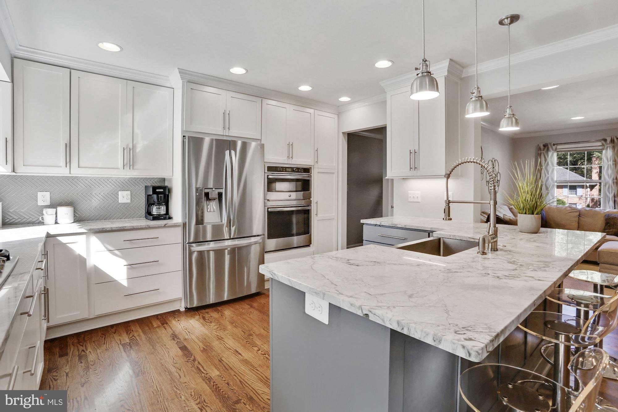 1803 Hackamore Lane Alexandria, VA 22308 - Photo 3 of 25