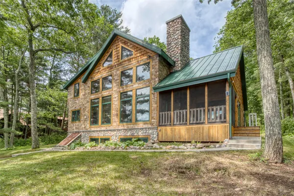 $1,850,000 | 14443-w Court Oreilles Lake Drive, Hayward, WI 54843