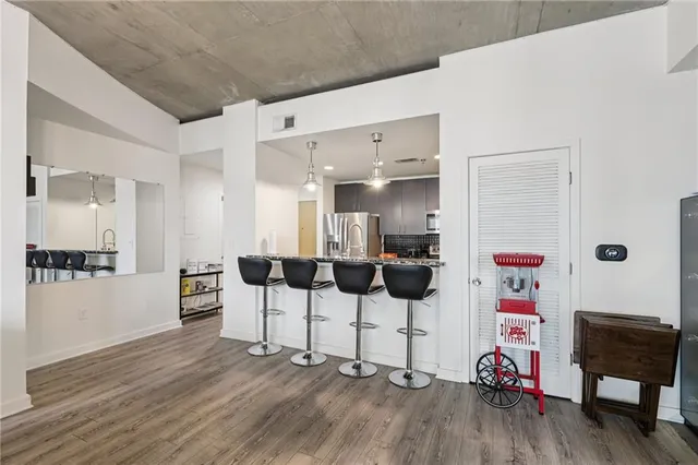 $449,000 | 250 Pharr Road Northeast, Unit 1005, Atlanta, GA 30305