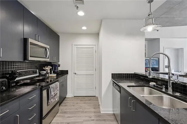 $449,000 | 250 Pharr Road Northeast, Unit 1005, Atlanta, GA 30305