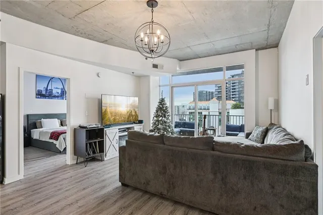 $449,000 | 250 Pharr Road Northeast, Unit 1005, Atlanta, GA 30305