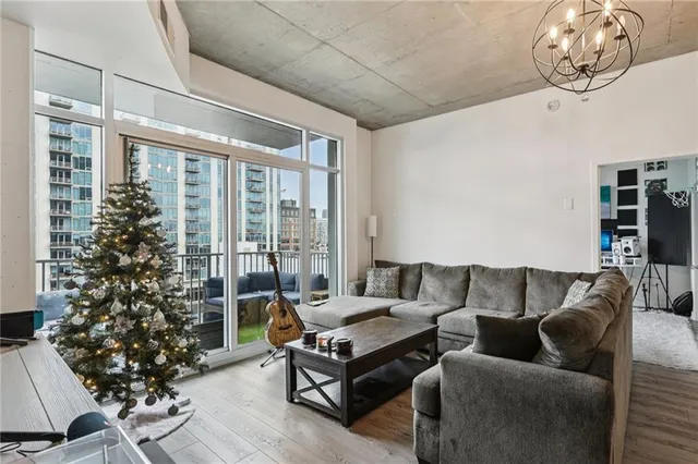 $449,000 | 250 Pharr Road Northeast, Unit 1005, Atlanta, GA 30305