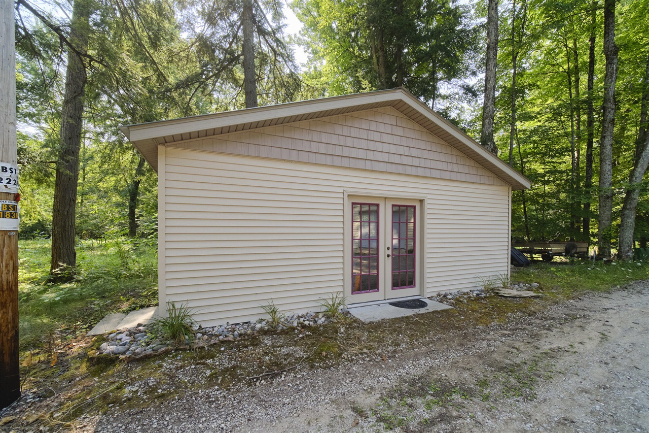 9670 South County Line Road Manistee, MI 49660 - Photo 79 of 97
