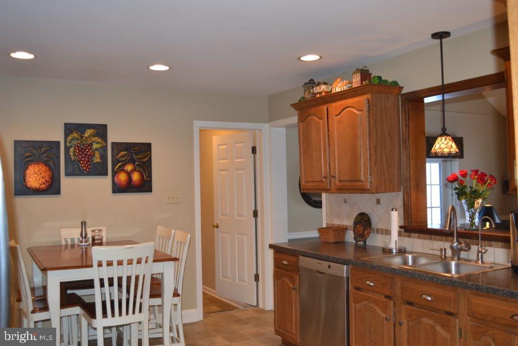 1621 Prospect Road Washington Boro, PA 17582 - Photo 7 of 51