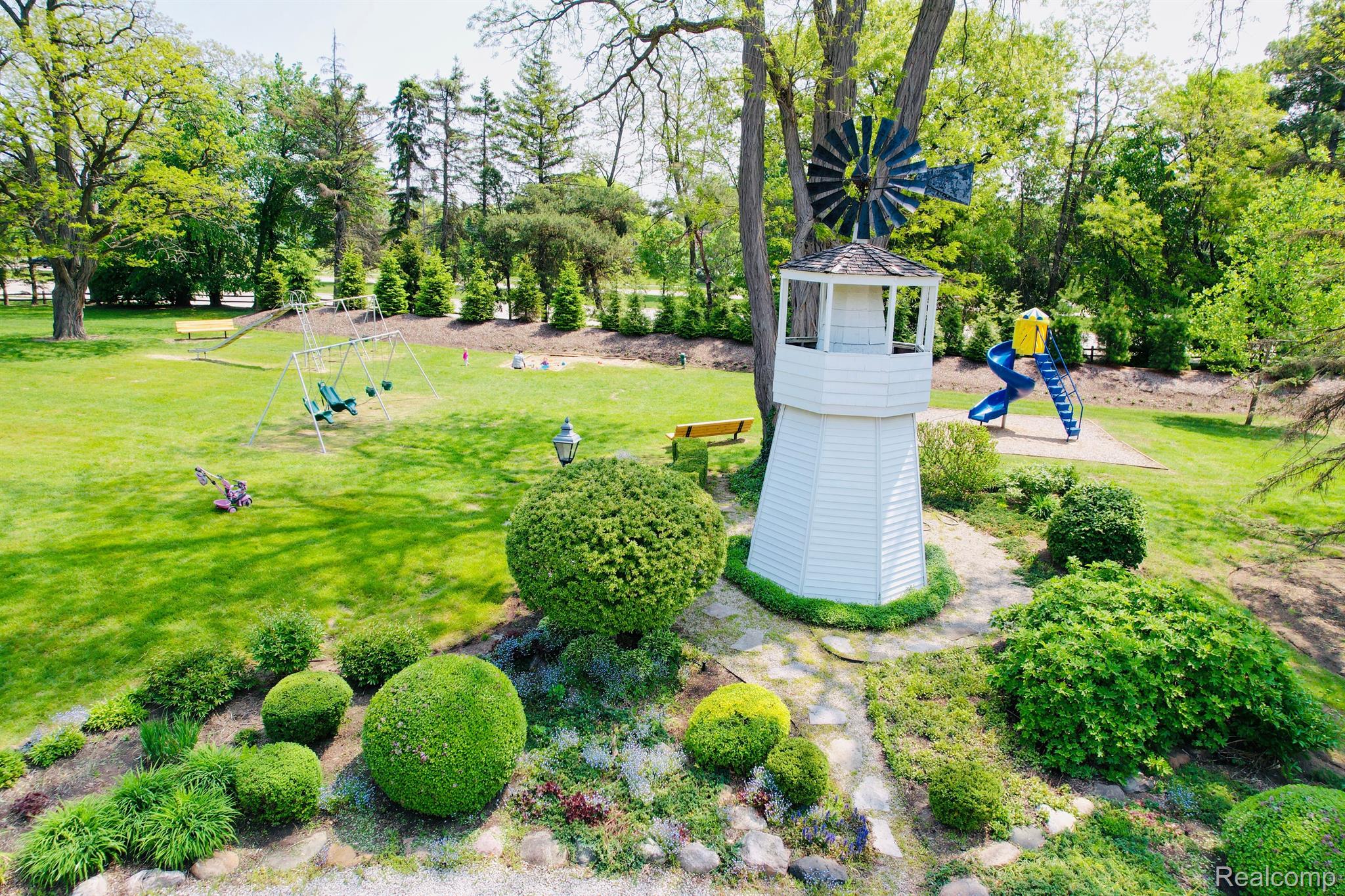 5760 Crabtree Road Bloomfield Hills, MI 48301 - Photo 35 of 45 Windmill Park & Playground