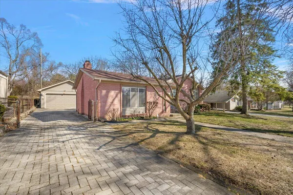 $375,000 | 764 Manor Drive, Milford, MI 48381