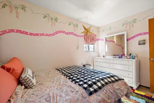 $375,000 | 764 Manor Drive, Milford, MI 48381