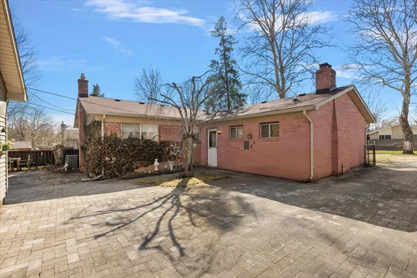 $375,000 | 764 Manor Drive, Milford, MI 48381