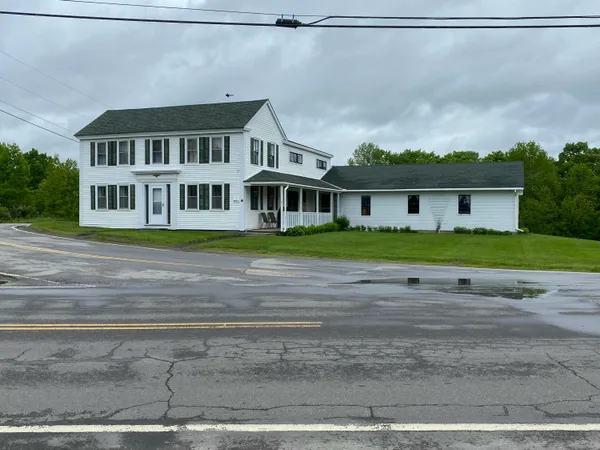 $249,000 | 13 Main Street, Cambridge, ME 04923