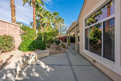 $589,000 | 35907 Royal Vista Way, Palm Desert, CA 92211