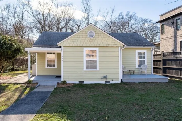 $419,900 | 238 Cres Circle Southwest, Marietta, GA 30064