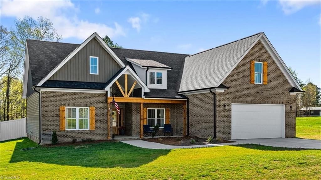 176 Cricket's Run Lexington, NC 27295 - Photo 2 of 47