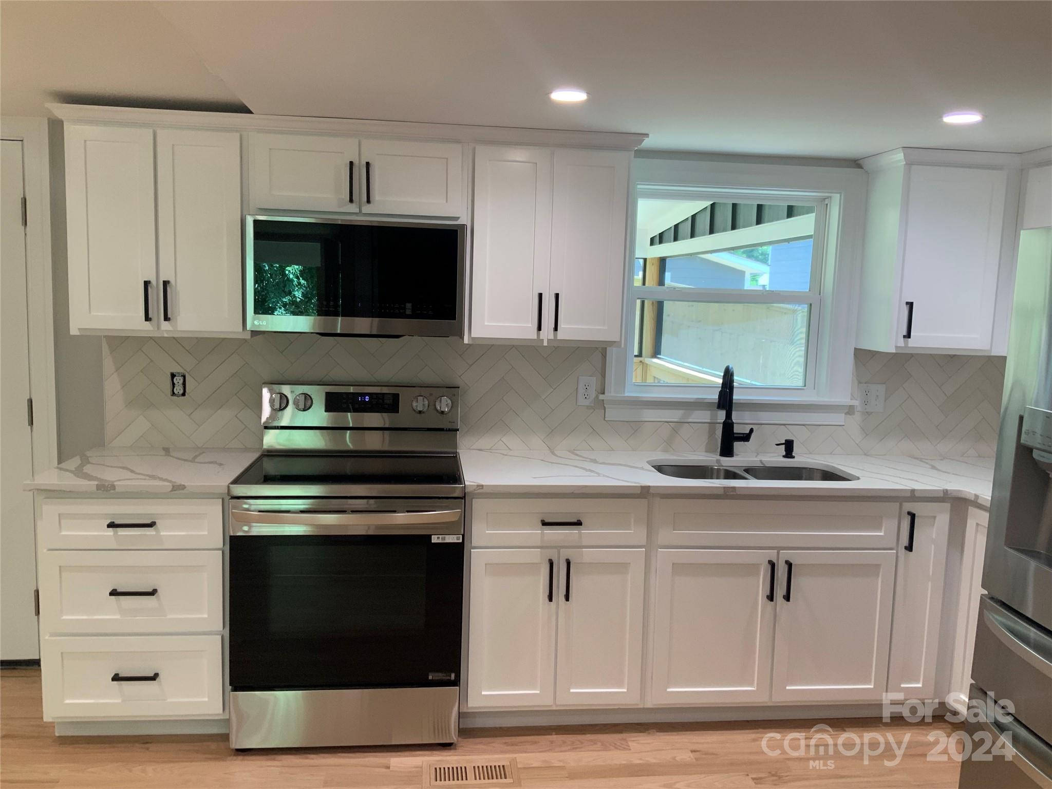 25 Marion Road Leicester, NC 28748 - Photo 7 of 22 Gallery Image 7