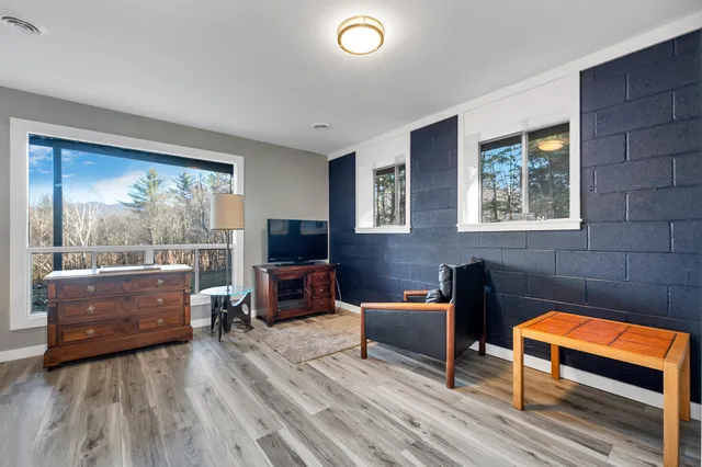 $619,900 | 69 Grandview Drive, North Woodstock, NH 03262