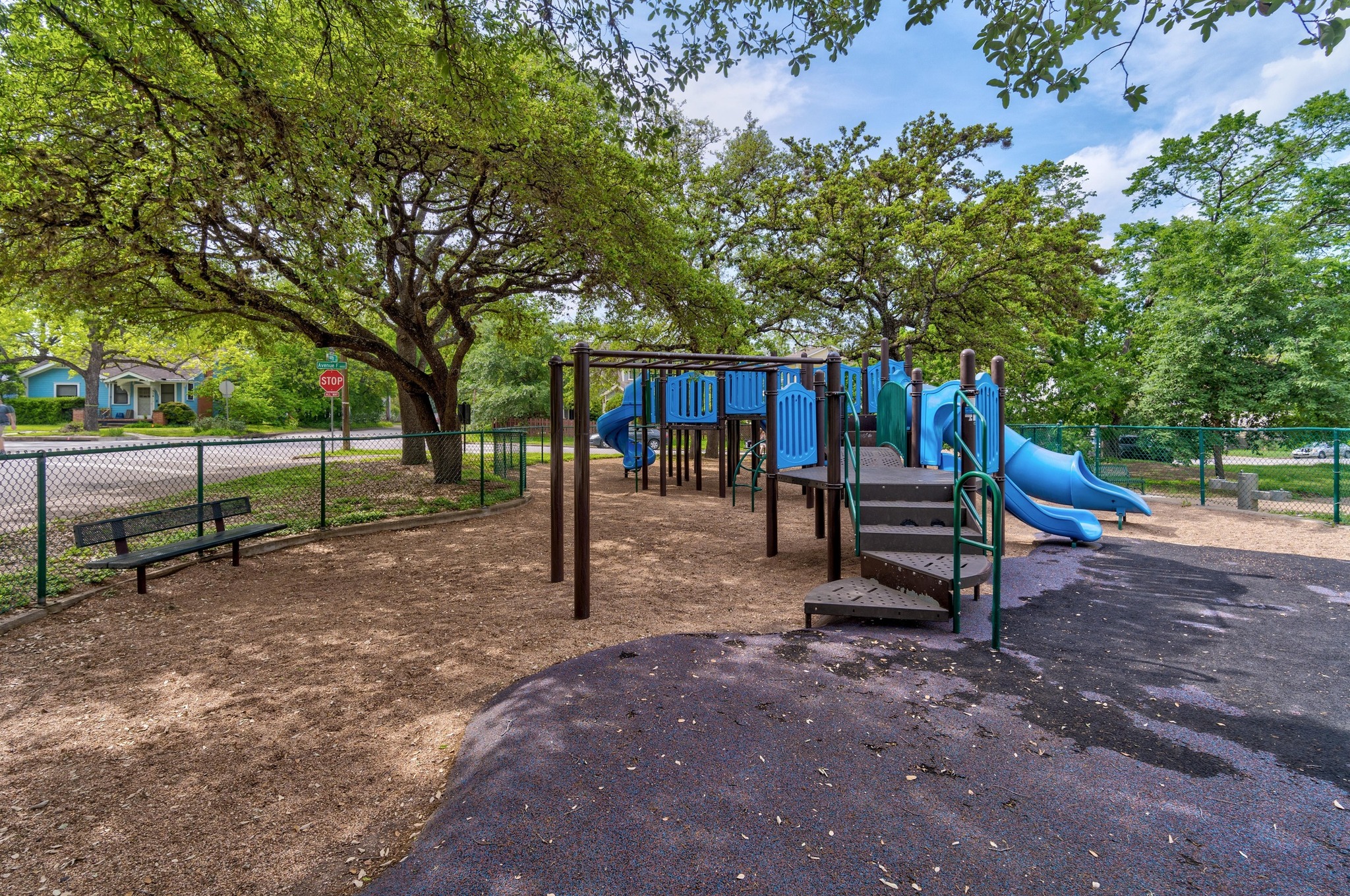 4409 Duval Street, Unit 305 Austin, TX 78751 - Photo 23 of 35