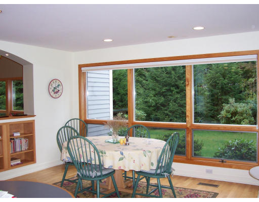 10 Brenton Road Weston, MA 02493 - Photo 5 of 15 Gallery Image 5