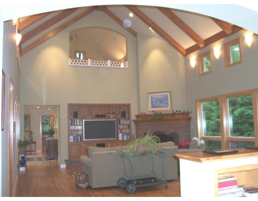 10 Brenton Road Weston, MA 02493 - Photo 7 of 15 Gallery Image 7