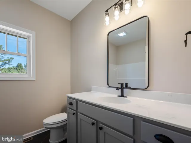 $565,000 | 62 Cressida Drive, Hedgesville, WV 25427