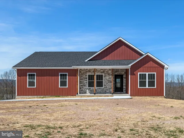 $565,000 | 62 Cressida Drive, Hedgesville, WV 25427