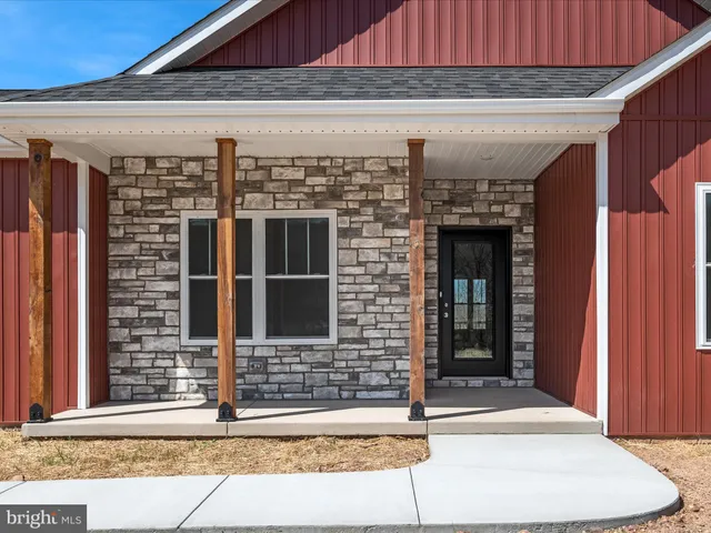 $565,000 | 62 Cressida Drive, Hedgesville, WV 25427