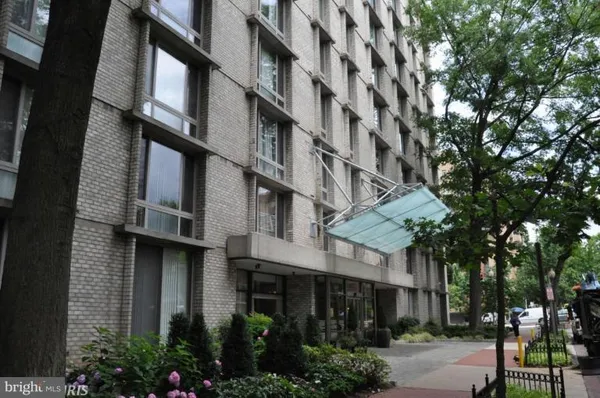 $2,300 | 950 25th Street Northwest, Unit 519N, Washington, DC 20037