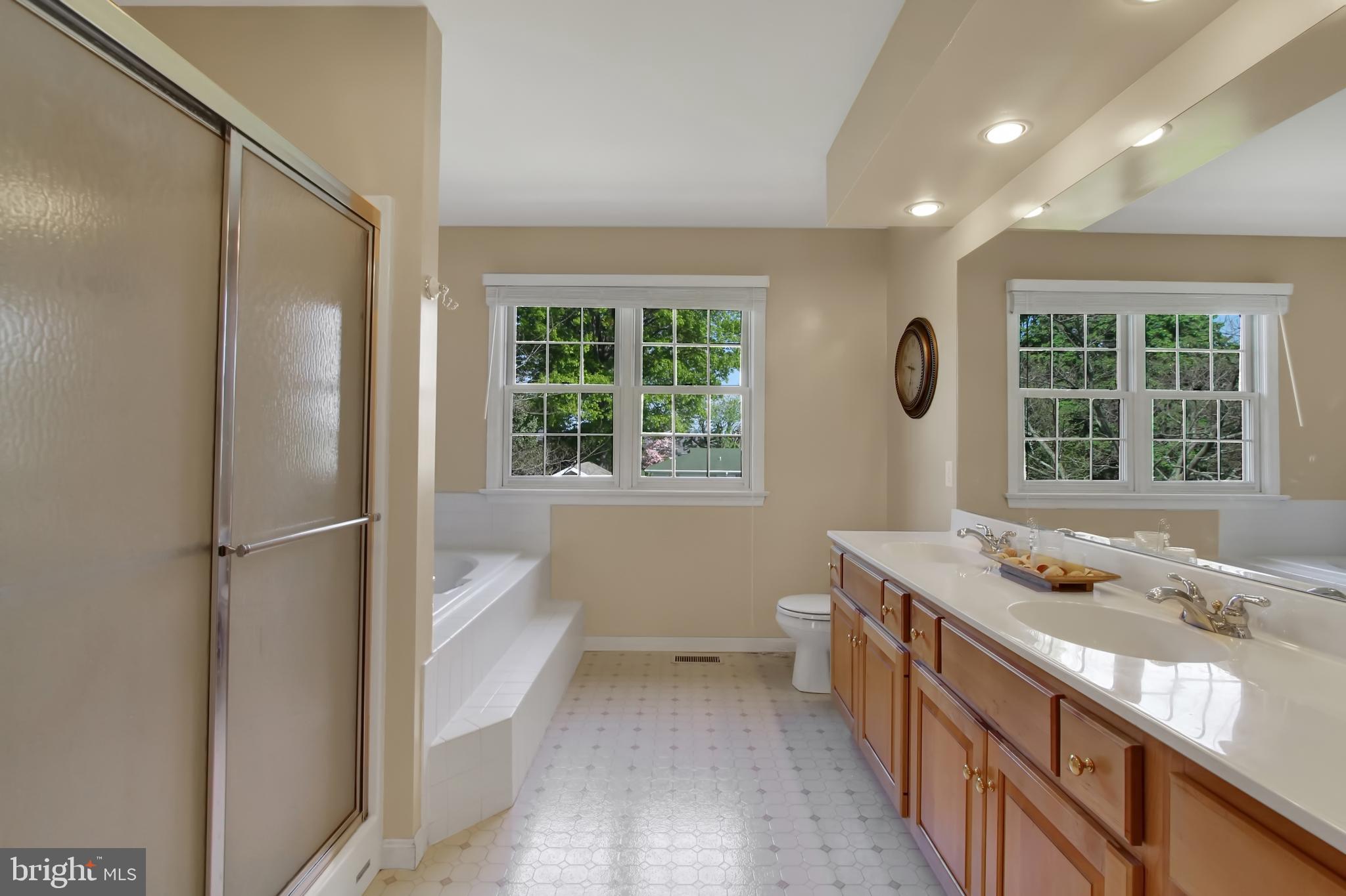 1569 Lilac Road York, PA 17408 - Photo 19 of 35