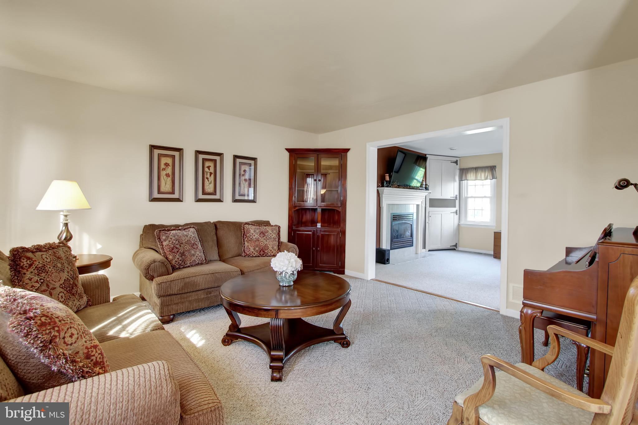 1569 Lilac Road York, PA 17408 - Photo 6 of 35