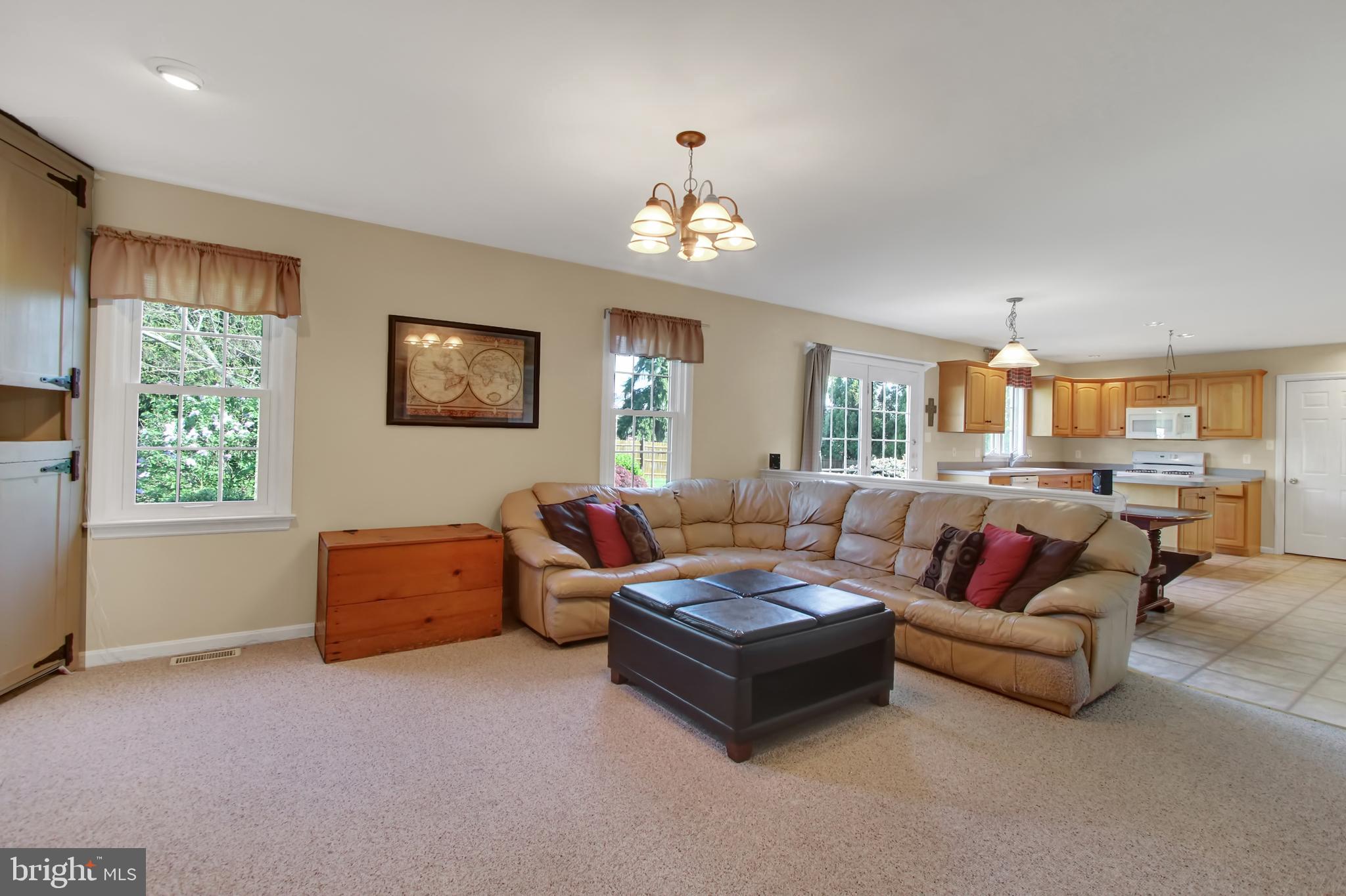 1569 Lilac Road York, PA 17408 - Photo 8 of 35