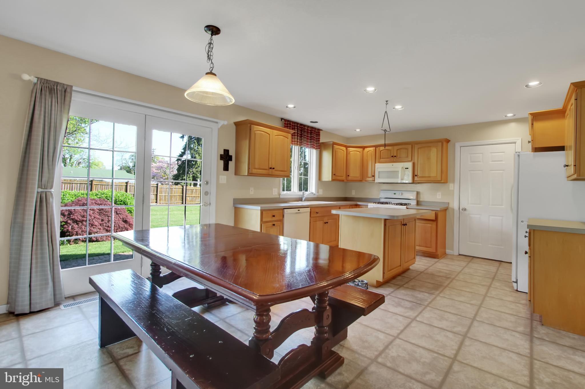 1569 Lilac Road York, PA 17408 - Photo 10 of 35