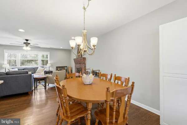 $685,000 | 10798 West Crestview Lane, Laurel, MD 20723