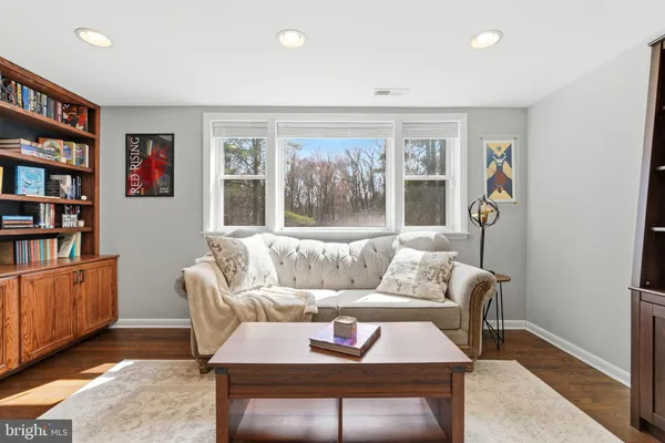 $685,000 | 10798 West Crestview Lane, Laurel, MD 20723